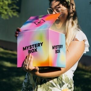 10 pieces size XS Mystery Box